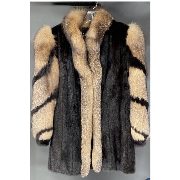 Alaskan Couture Mink Fur Stroller / Fox Fur Trim Size 12 - Picture 1 of 4